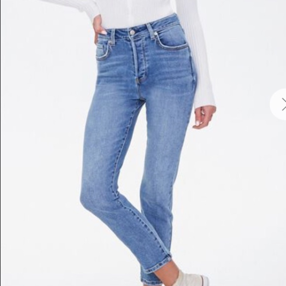 Forever 21 Westwood Button High waisted jeans